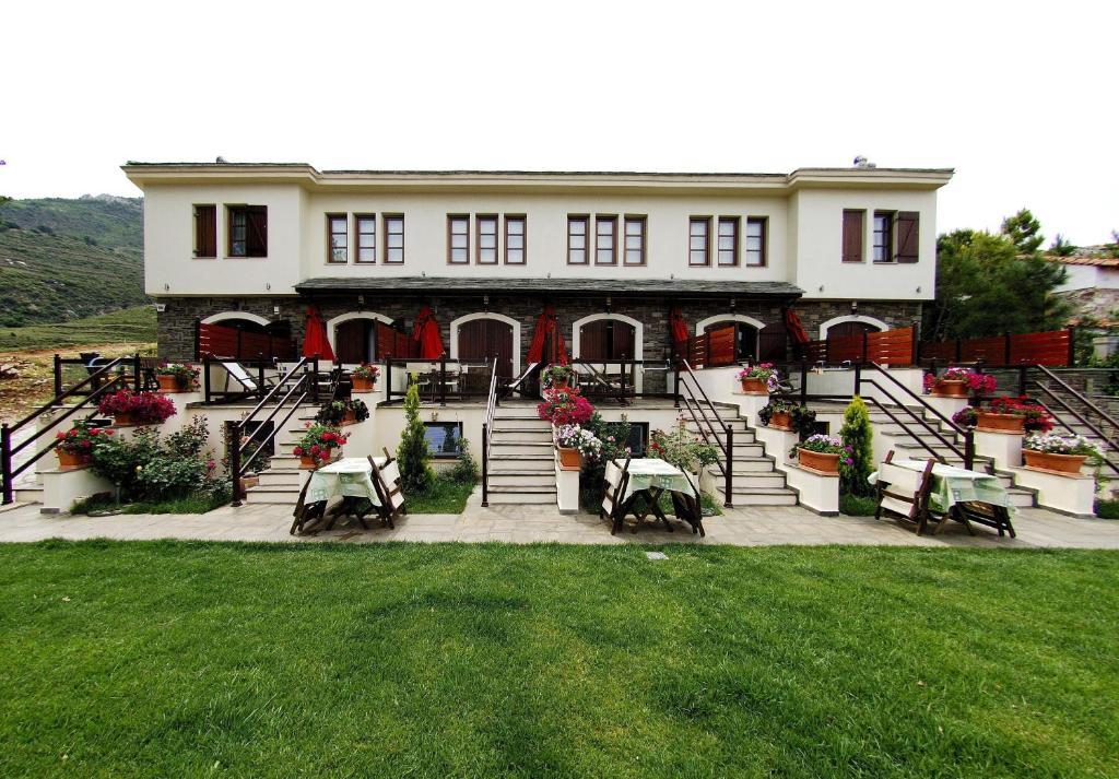 Smaragdi Luxury Apartments Skala Sotiros Exterior foto